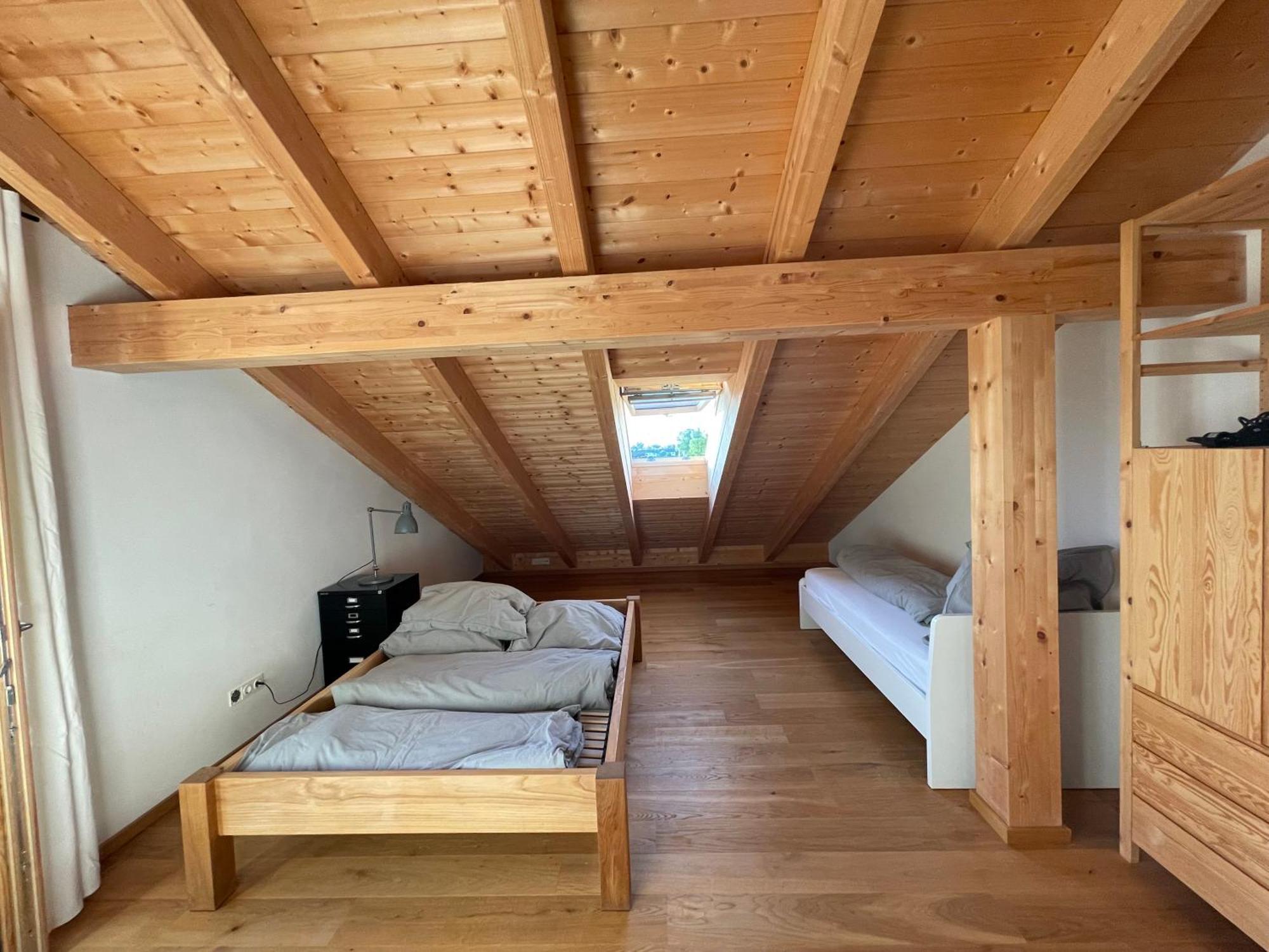 Ferienwohnungen Reschenhof Rosenheim Ruang foto